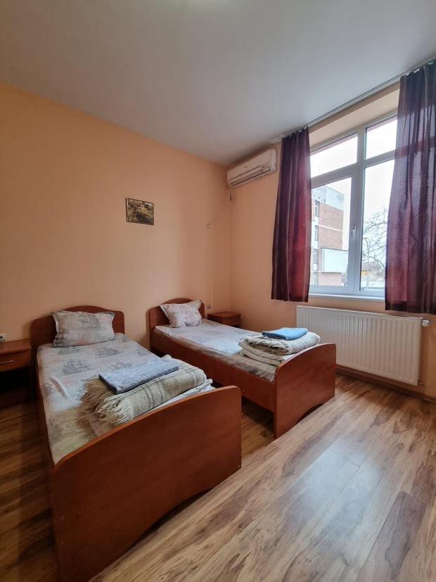 Family Hotel Rujeta Семеен Хотел Ружета - Идеален Център Pavlikeni Exterior foto